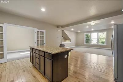 2918 W 9th St, Washougal, WA 98671 - Photo 8