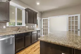 2918 W 9th St, Washougal, WA 98671 - Photo 10