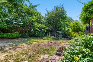 428 SE 10th St, Troutdale, OR 97060 - Photo 28