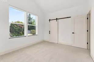 8594 N Buchanan Ave, Portland, OR 97203 - Photo 32