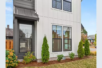 8594 N Buchanan Ave, Portland, OR 97203 - Photo 10
