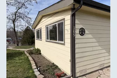 305 N Broad St, Weston, OR 97886 - Photo 4