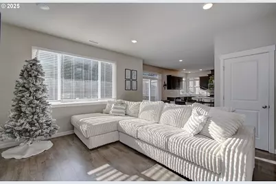 1709 NE 172nd St, Ridgefield, WA 98642 - Photo 4