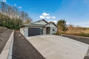 905 Bellevue Dr, Reedsport, OR 97467 - Photo 44