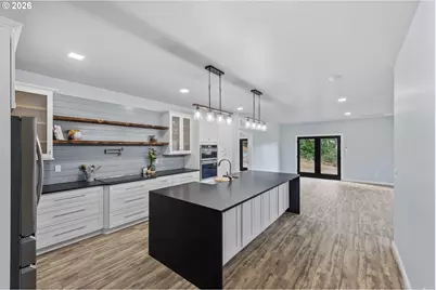 905 Bellevue Dr, Reedsport, OR 97467 - Photo 4