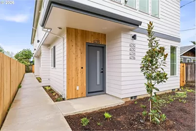 6792 SE Insley St #2, Portland, OR 97206 - Photo 1