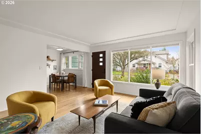 2015 SE Bidwell St, Portland, OR 97202 - Photo 4