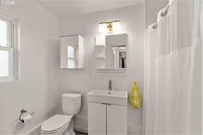 2015 SE Bidwell St, Portland, OR 97202 - Photo 24