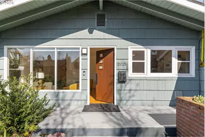 2015 SE Bidwell St, Portland, OR 97202 - Photo 2