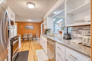 69437 E Vine Maple Dr, Mount Hood Village, OR 97049 - Photo 16