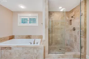 14221 Dolph Ct, Lake Oswego, OR 97034 - Photo 26