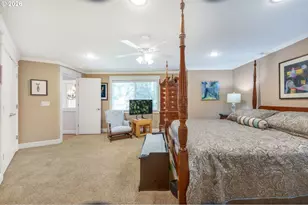 14221 Dolph Ct, Lake Oswego, OR 97034 - Photo 24