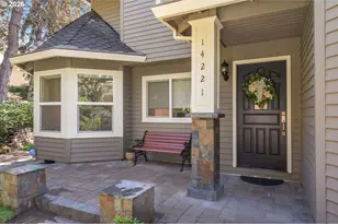 14221 Dolph Ct, Lake Oswego, OR 97034 - Photo 4