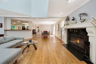 14221 Dolph Ct, Lake Oswego, OR 97034 - Photo 10