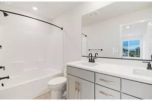 3865 W 4th St, Washougal, WA 98671 - Photo 14