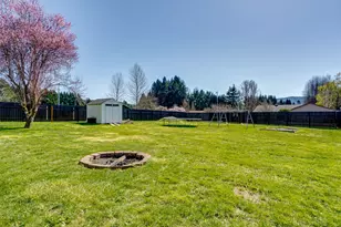 307 E Farrer St, Yacolt, WA 98675 - Photo 40