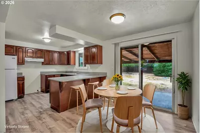 320 SE 143rd Ave, Portland, OR 97233 - Photo 4