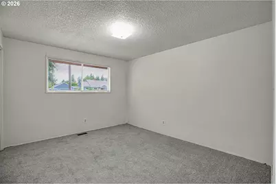 320 SE 143rd Ave, Portland, OR 97233 - Photo 14
