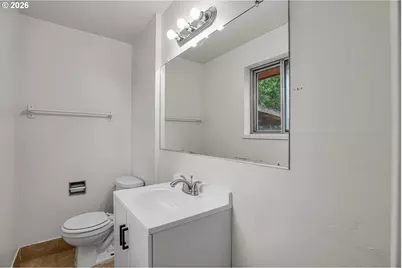 320 SE 143rd Ave, Portland, OR 97233 - Photo 10