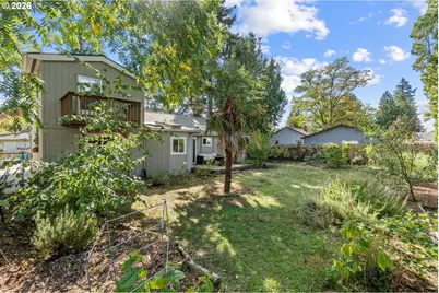 12629 SE Reedway St, Portland, OR 97236 - Photo 40