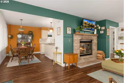 9920 SE Ellis St, Portland, OR 97266 - Photo 8