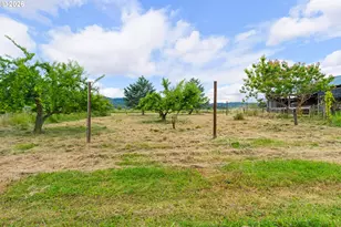 1177 Dairy Loop Rd, Roseburg, OR 97471 - Photo 32