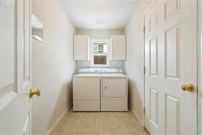 186 Woodduck St, Winston, OR 97496 - Photo 38