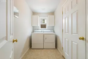 186 Woodduck St, Winston, OR 97496 - Photo 38