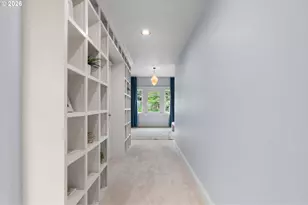 2328 SW Broadway Dr, Portland, OR 97201 - Photo 30