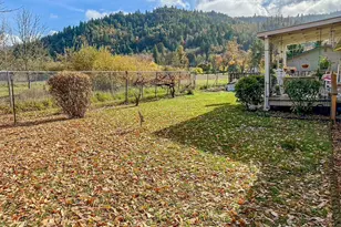 159 NE Lombardy Dr, Roseburg, OR 97470 - Photo 18