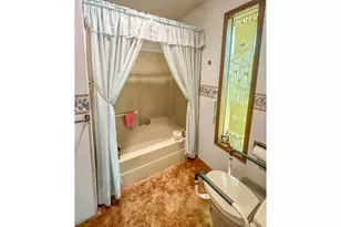 159 NE Lombardy Dr, Roseburg, OR 97470 - Photo 16