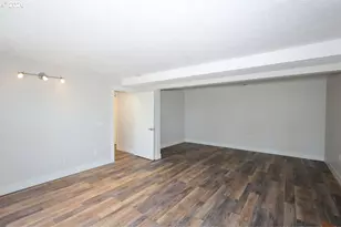 1185 NE 27th St, Gresham, OR 97030 - Photo 36