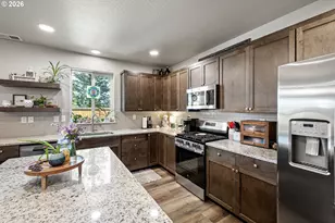 4994 Cedar View Dr, Springfield, OR 97478 - Photo 6
