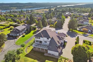 1650 NW Deerfern St, Camas, WA 98607 - Photo 32