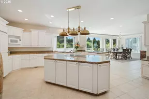 1650 NW Deerfern St, Camas, WA 98607 - Photo 16