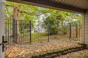 2667 NW Thurman St, Portland, OR 97210 - Photo 24