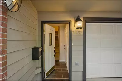 2667 NW Thurman St, Portland, OR 97210 - Photo 2