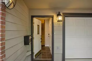 2667 NW Thurman St, Portland, OR 97210 - Photo 2