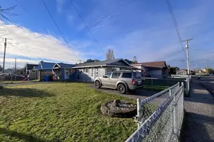907 Greenwood Ave, Reedsport, OR 97467 - Photo 38