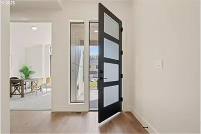 750 N V St, Washougal, WA 98671 - Photo 4