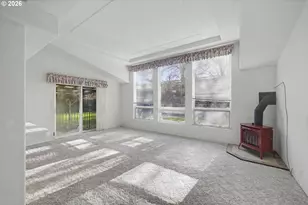 2717 Maia Loop, Springfield, OR 97477 - Photo 4