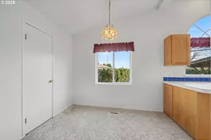 2717 Maia Loop, Springfield, OR 97477 - Photo 12