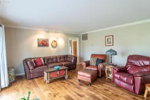 18 Royal Oaks Dr, Roseburg, OR 97471 - Photo 18