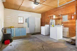 865 W 28th Ave, Eugene, OR 97405 - Photo 12