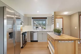 824 SE 207th Ave, Gresham, OR 97030 - Photo 16