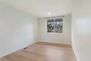 824 SE 207th Ave, Gresham, OR 97030 - Photo 30