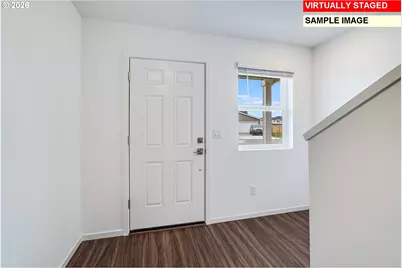 5738 Bainbridge Rd, Eugene, OR 97402 - Photo 2