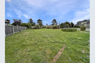 Edge Cliff Dr #11, Brookings, OR 97415 - Photo 8