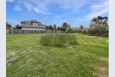 Edge Cliff Dr #11, Brookings, OR 97415 - Photo 12
