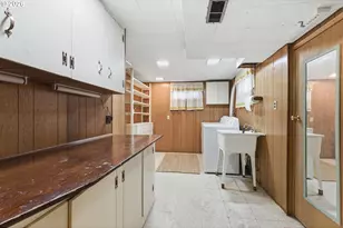 3757 SE Tolman St, Portland, OR 97202 - Photo 38